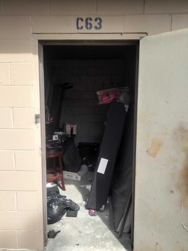Storage Unit Auction in Hinesville, GA at Gray Line Storage 937 E.G